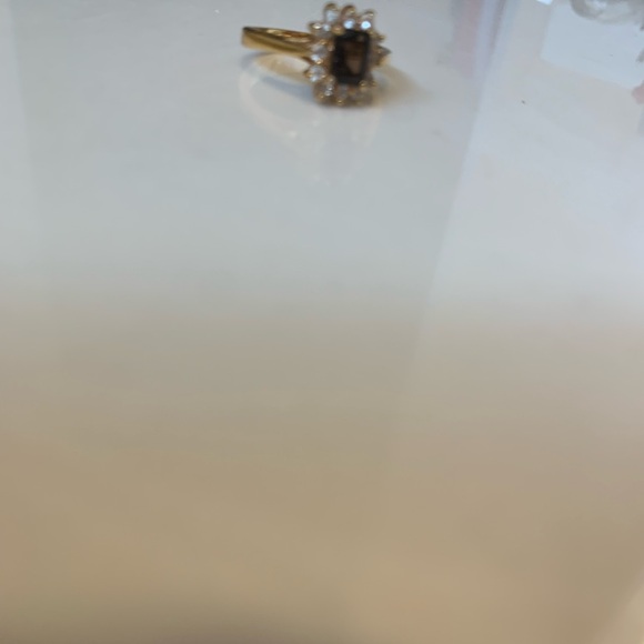 Barely worn with lots of sparkle ☺️ it is size 9.5 - Picture 4 of 4